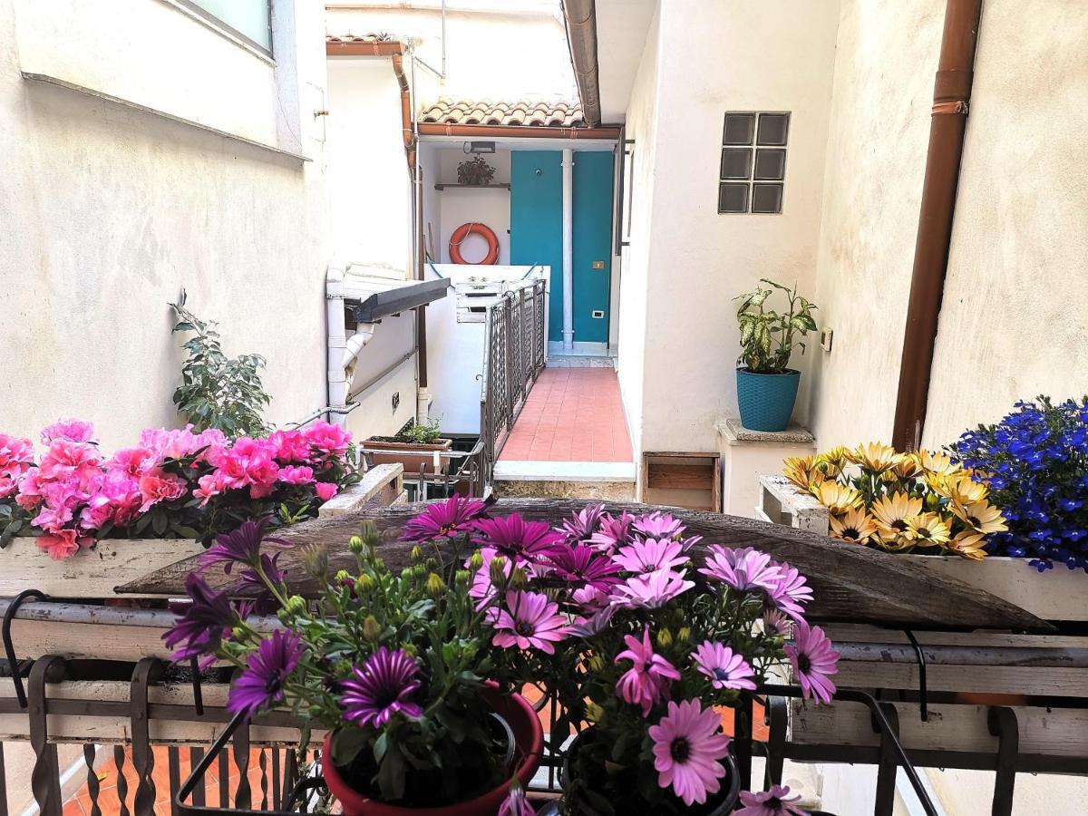 Apartamento Casuzzamia Palermo Exterior foto